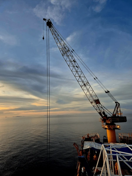 Safety certified crane hire endeavour hills