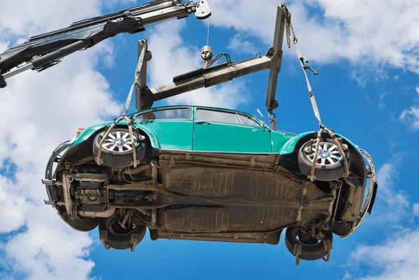 Emergency Crane Lifting Endeavour Hills