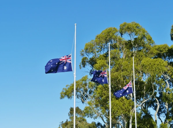 Flag pole repair and installation Melbourne CBD