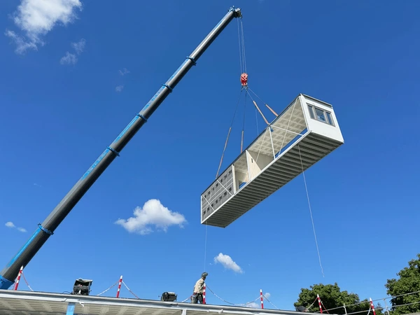 Safety Certified Crane Hire Glen Waverley