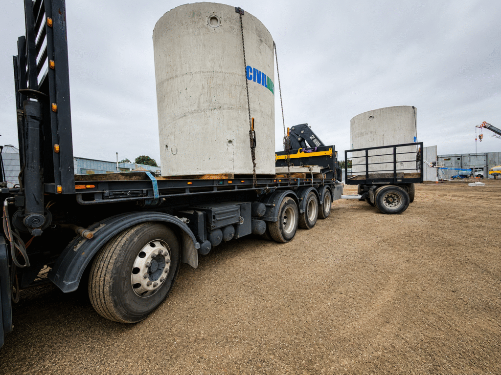 Crane Trucks for Construction Projects in Cranbourne